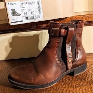 Ecco Saunter Chelsea Boot
